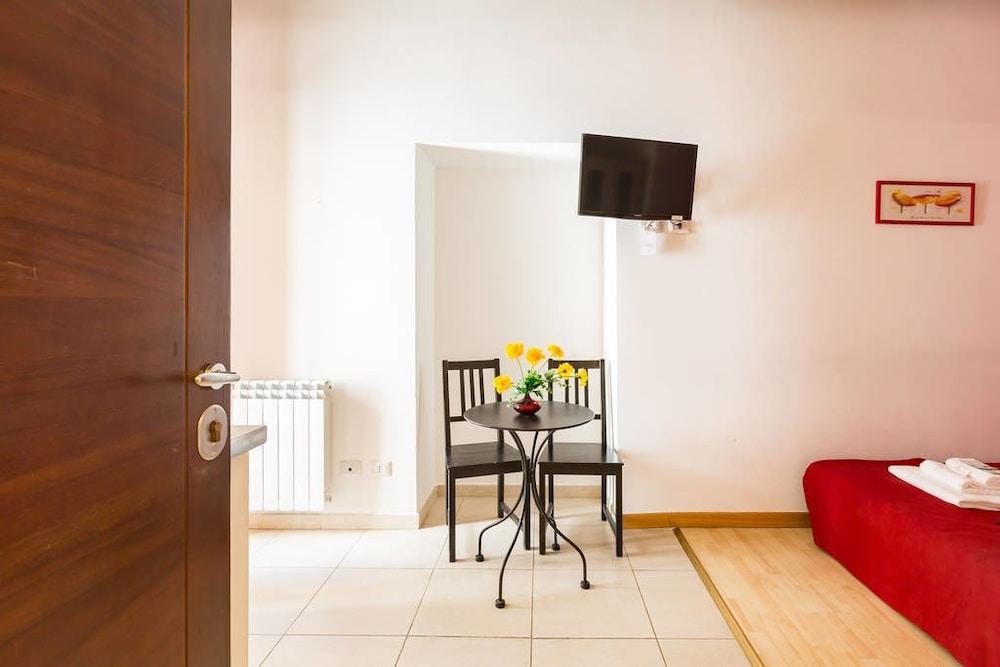 Vatican City Guest House Roma Ngoại thất bức ảnh